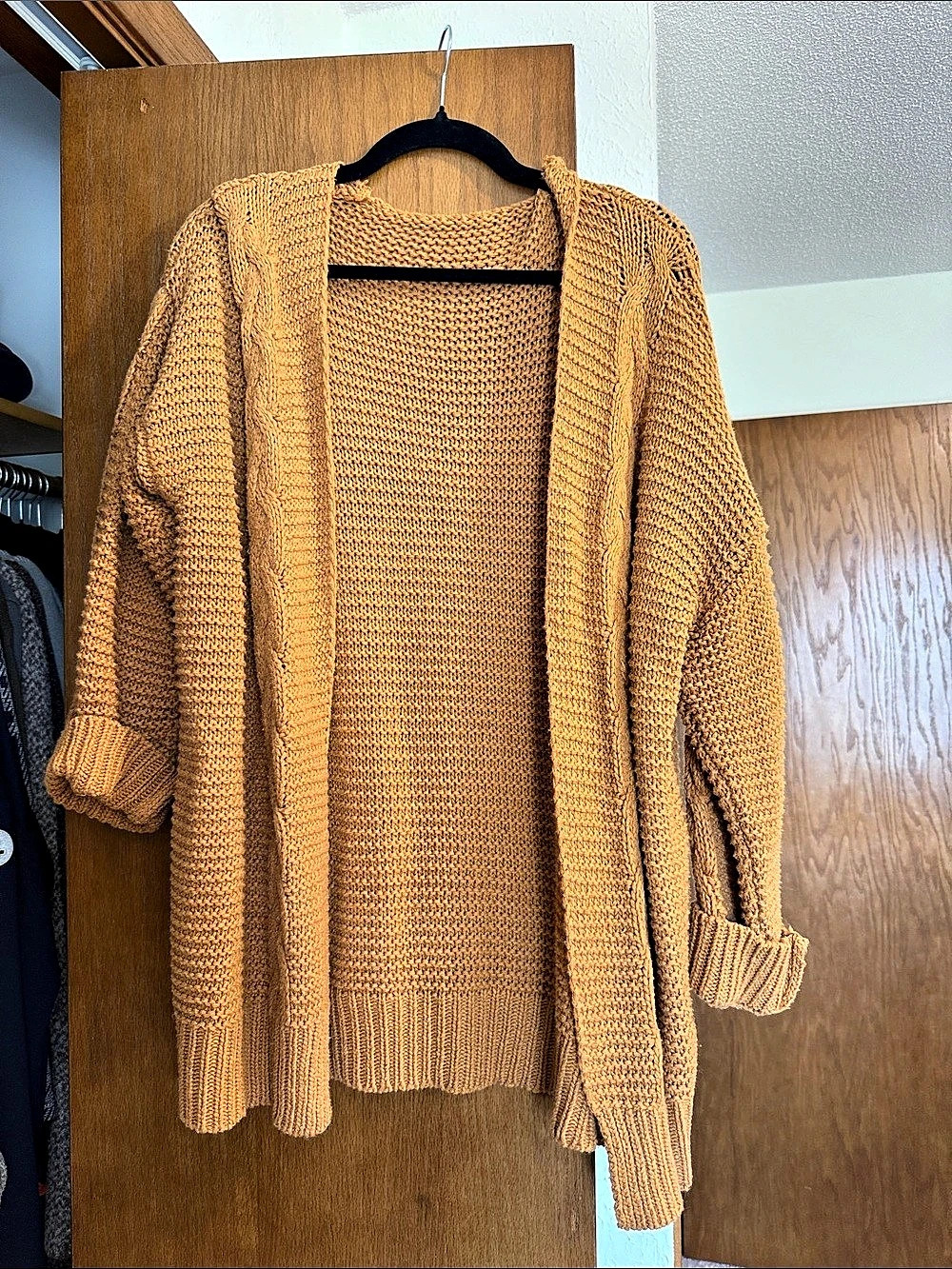 Open Front Knit Cardigan in Orange Like New